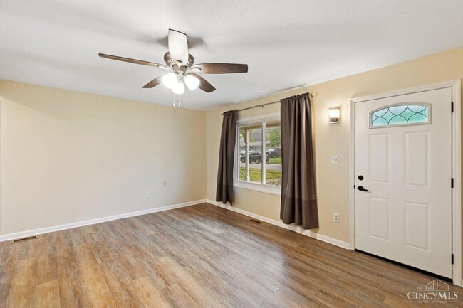 Building Photo - 1420 Broadview Ct