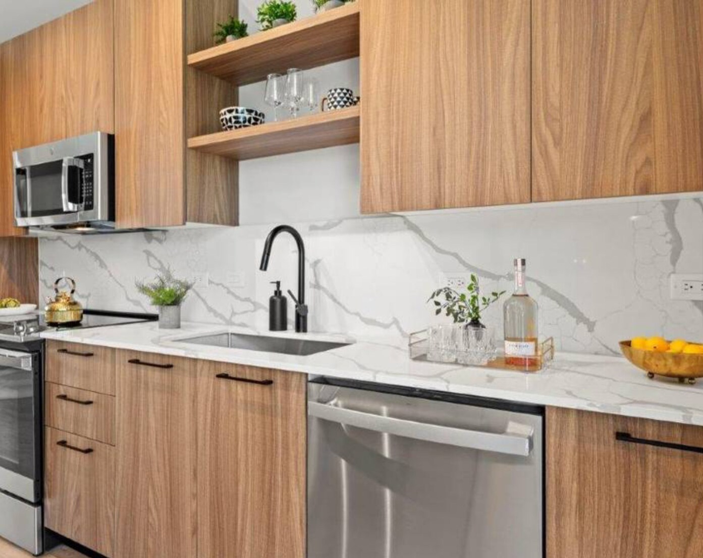 Building Photo - 11285 Biscayne Blvd