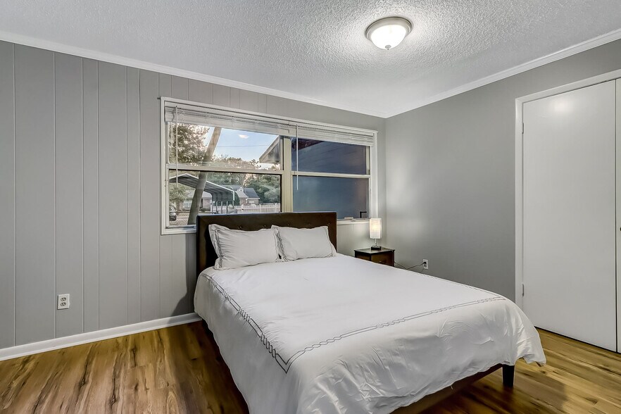 Building Photo - 7129 Beth Ann Ter