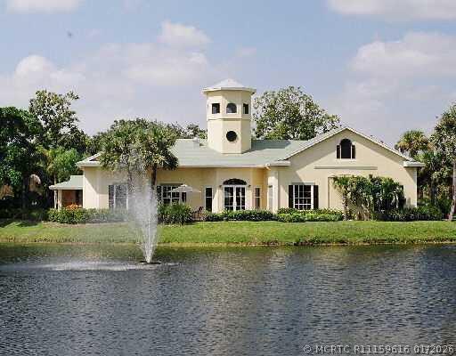 Building Photo - 709 Meadows Cir