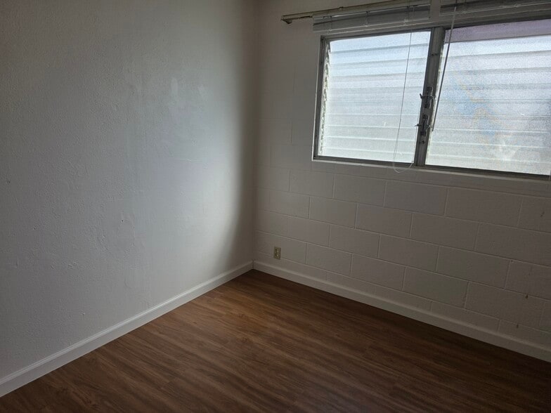 Building Photo - 1126 1st Ave