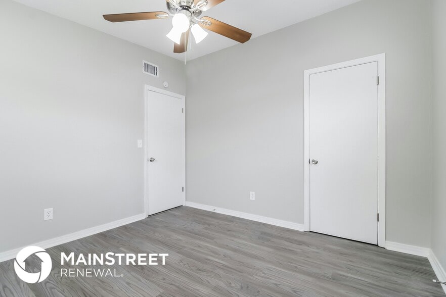 Building Photo - 613 Morocco Ave