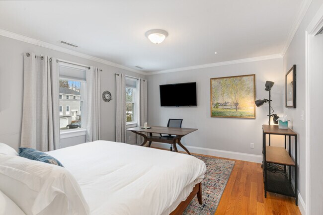 Building Photo - 3 Chapel Way