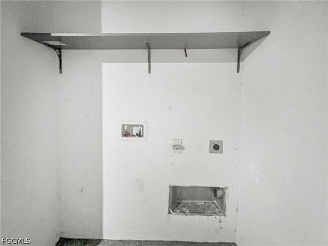 Building Photo - 3309 10th St W