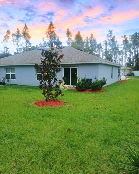 Building Photo - 31 Wood Amber Ln