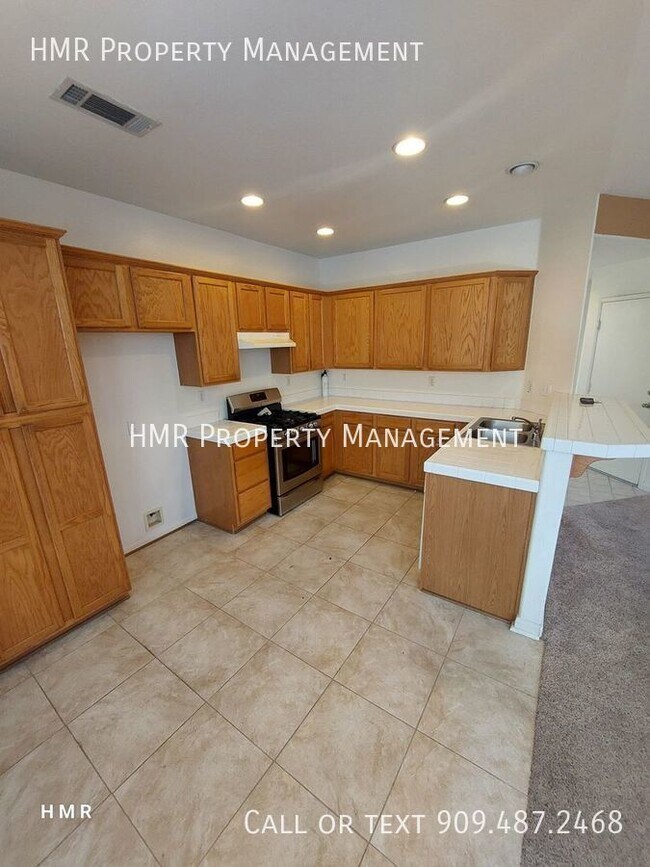 Building Photo - Tranquil Oasis: 4 Bedroom 3 Bath Two-Story