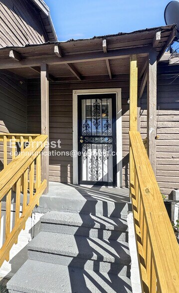 Building Photo - 417 62nd St