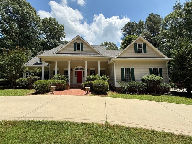 Primary Photo - Tranquil and Secluded Raleigh Home with Un...