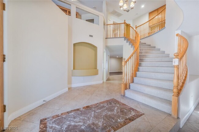 Building Photo - 9796 Raven Wing Canyon Ct