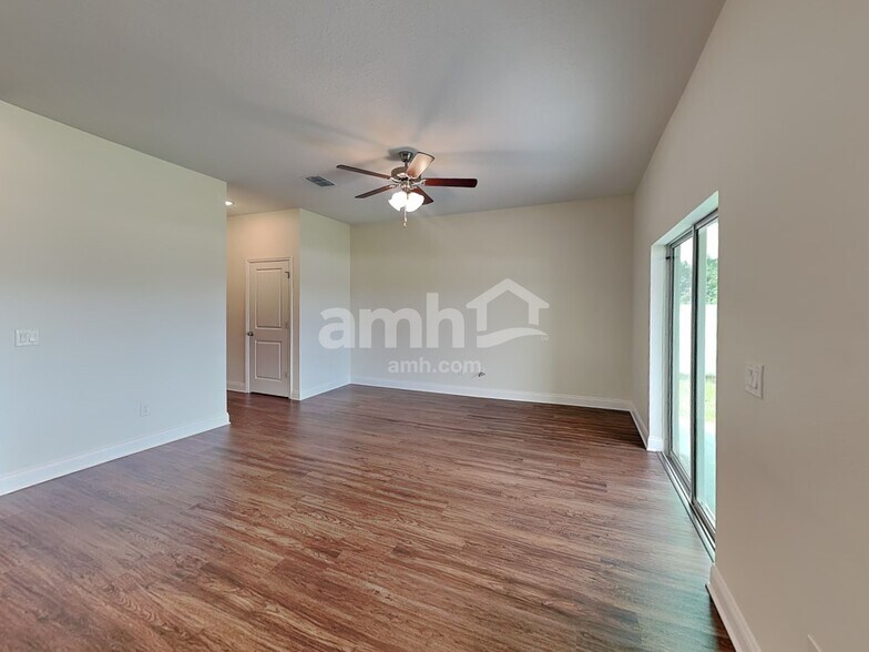 Building Photo - 6086 Little Blf Cir