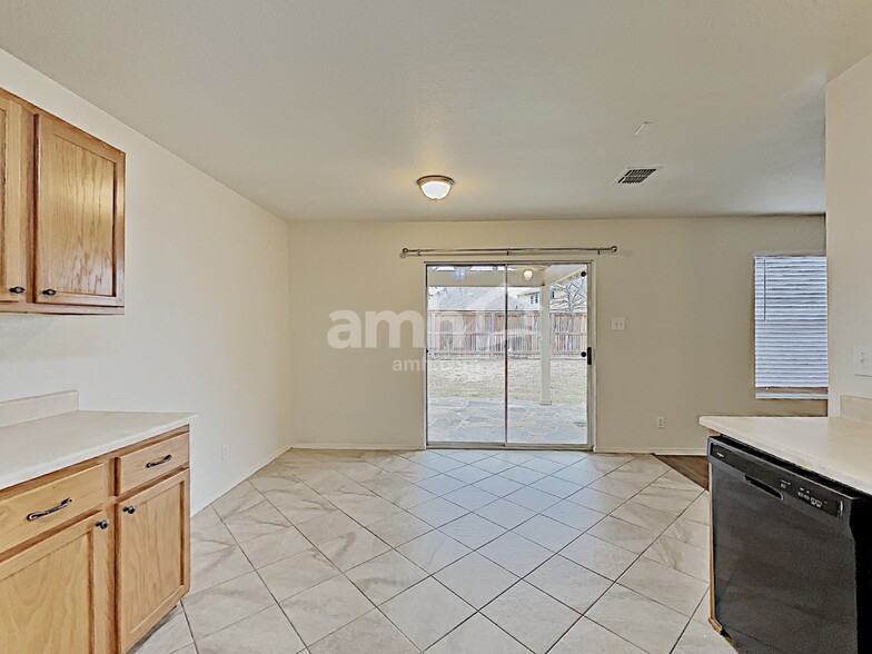 Building Photo - 9715 Woodland Pines