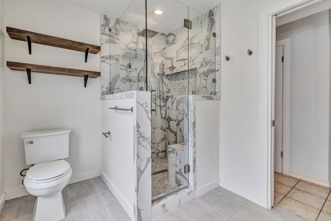 Building Photo - 3-BEDROOM IN ALAMO HEIGHTS W/ POOL