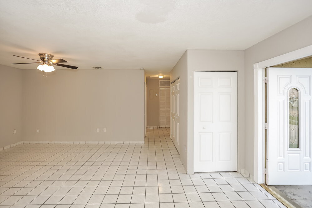 Building Photo - 12340 SW 207th Terrace
