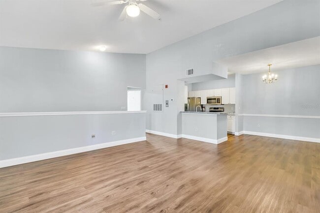 Building Photo - 14304 Fredricksburg Dr