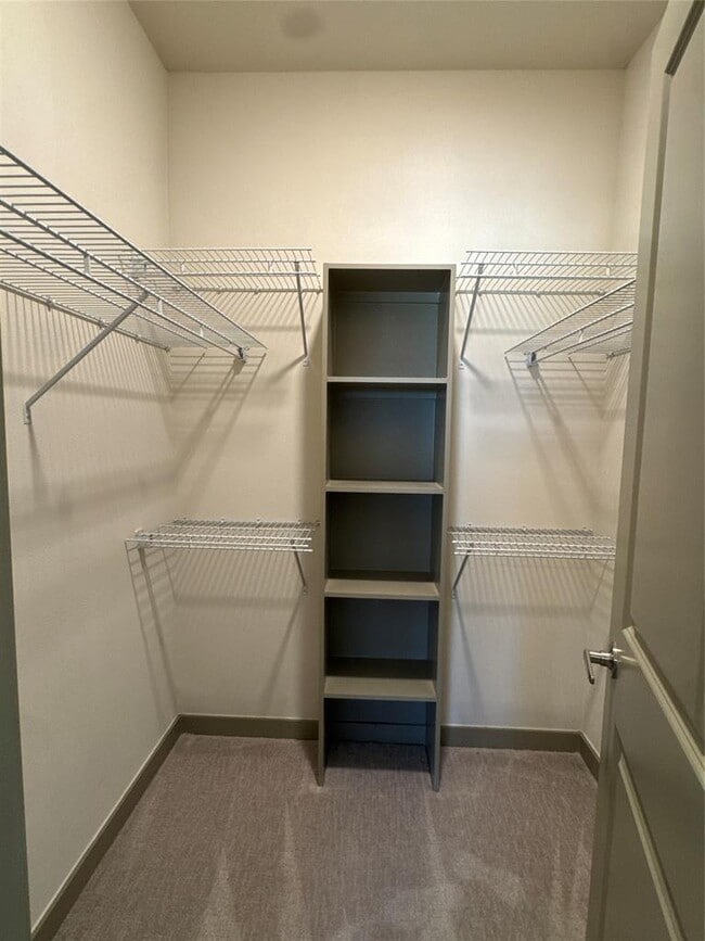 Building Photo - 691 Union Chapel Rd