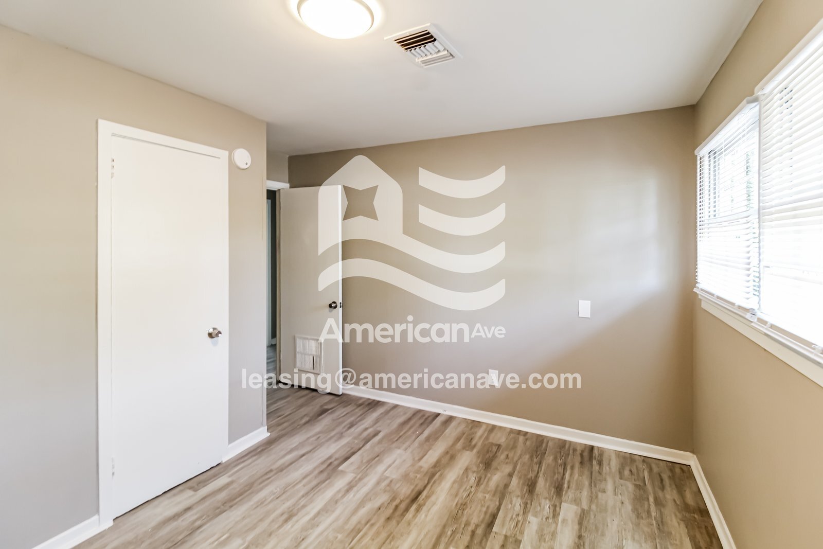 Building Photo - 1211 Laura Ave