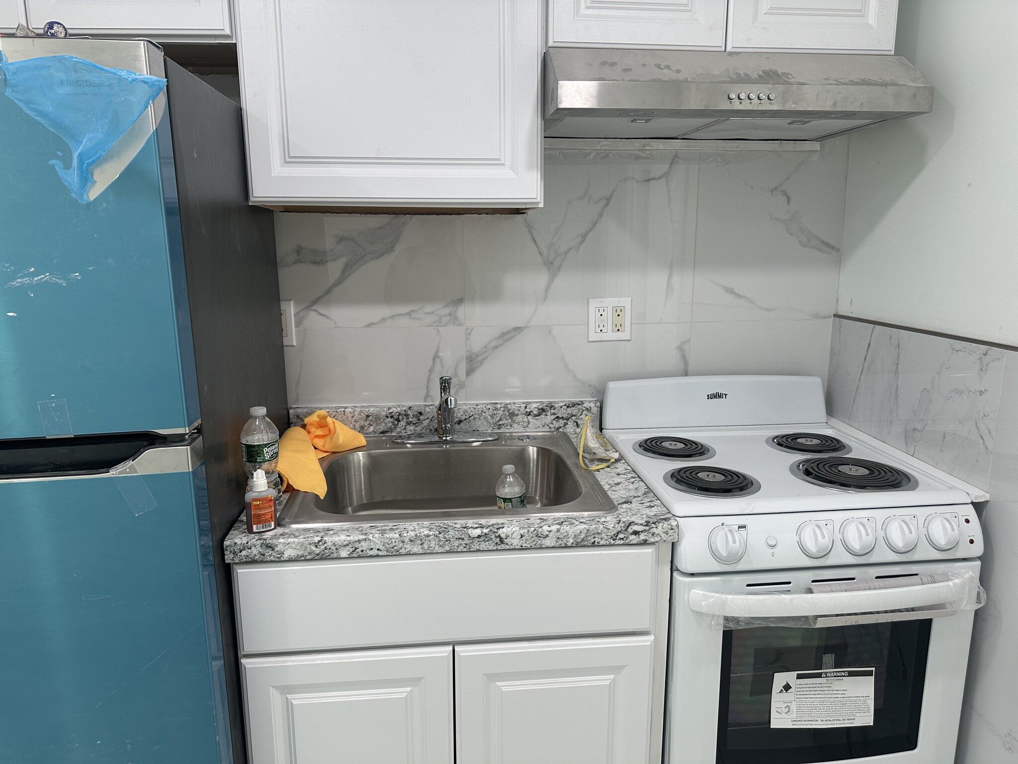 Kitchen - 8260 166th St
