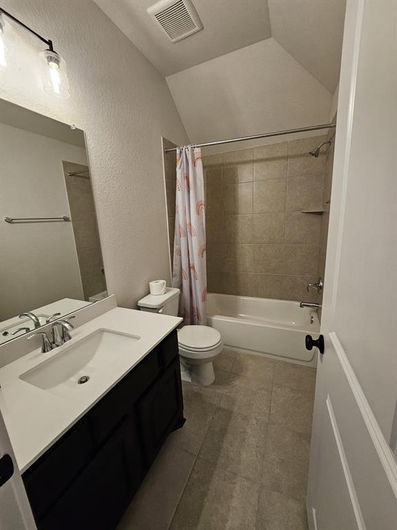 Building Photo - 104 Palatino Bend