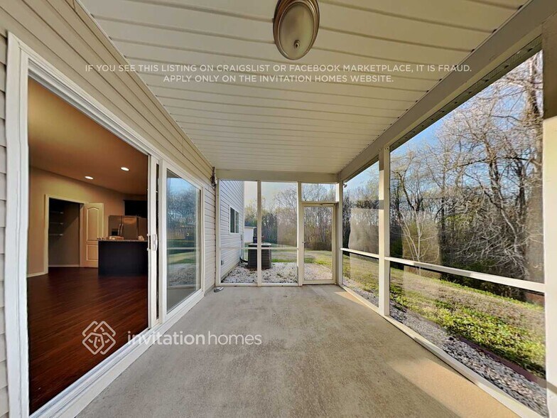 Building Photo - 12436 Lanier Islands Cir