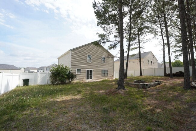 Building Photo - 448 Botanical Ct