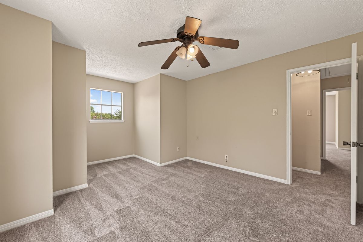 Building Photo - 13309 Milo Dr