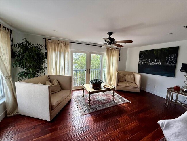 Building Photo - 1257 Tree Bay Ln