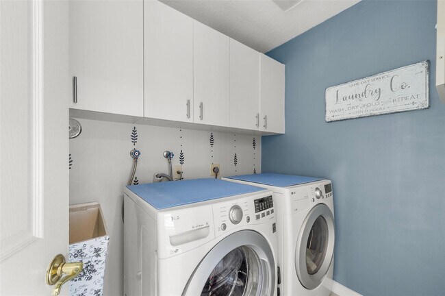 Building Photo - 1611 NW 101st Way