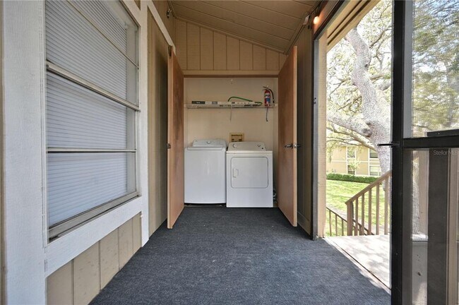 Building Photo - 14325 Hanging Moss Cir