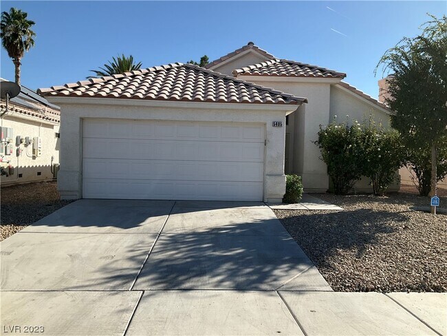Building Photo - 5405 Ravana Ave