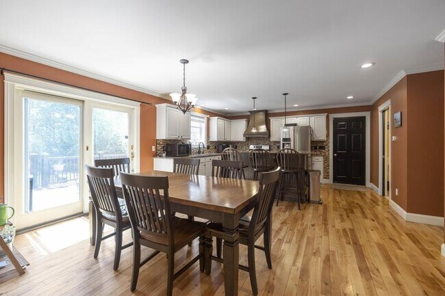 Building Photo - 398 Sam Allen Rd