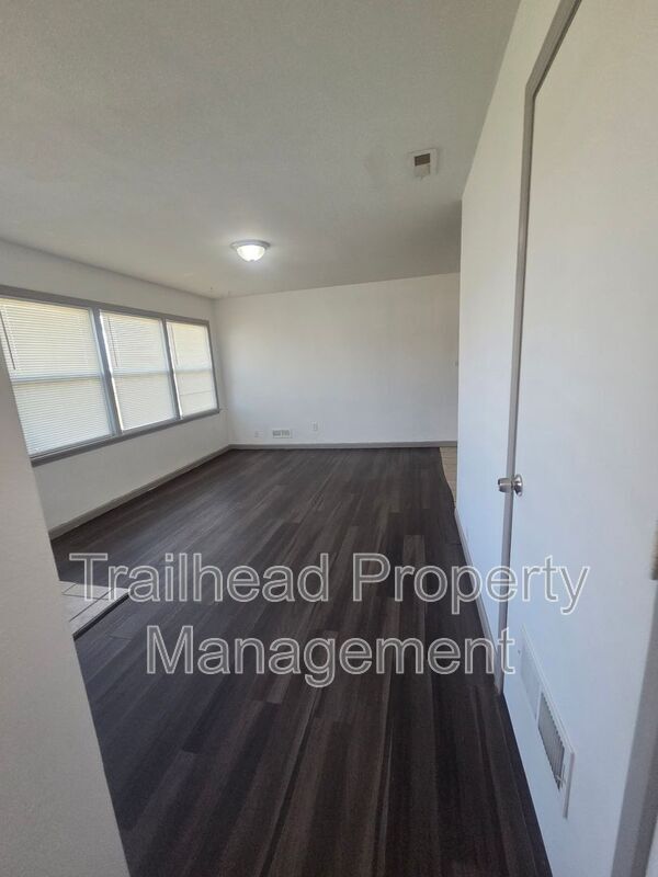 Building Photo - 11127 Blue Ridge Blvd