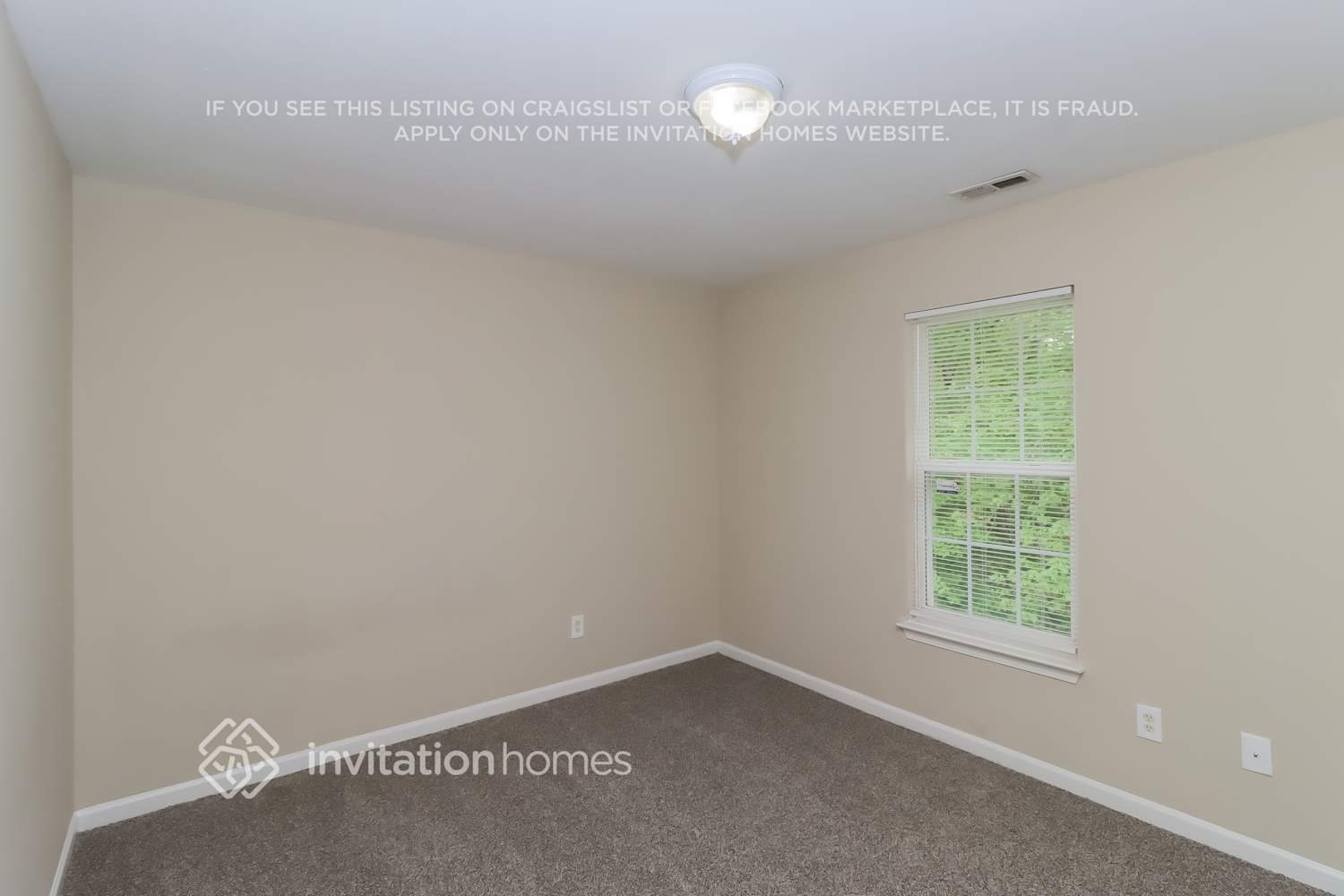 Building Photo - 8410 Wallace Glen Dr