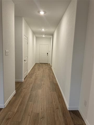 Building Photo - 143 Jenkinson Dr