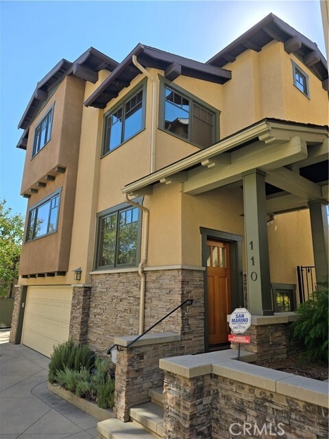Building Photo - 110 Esperanza Ave