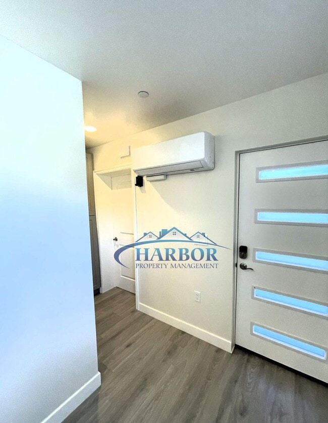 Building Photo - Charming 1-Bedroom 1 Bath with Nature Access