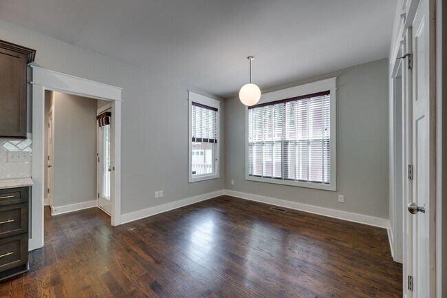 Building Photo - Beautiful 3-bed, 2.5-bath home offering 2,003 sq ft in the heart of East Nashville