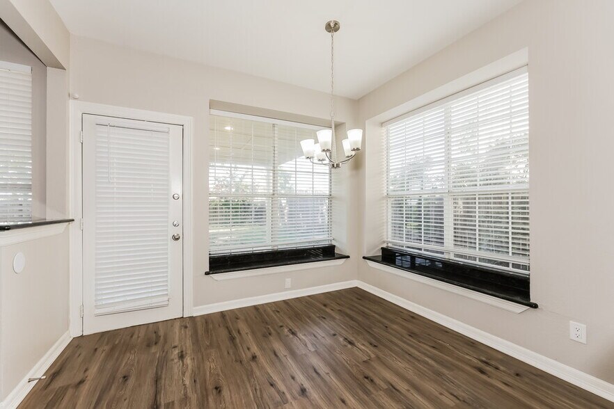 Building Photo - 7721 Arcadia Trail