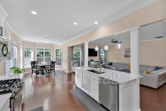 Building Photo - 9312 Ardrey Woods Dr