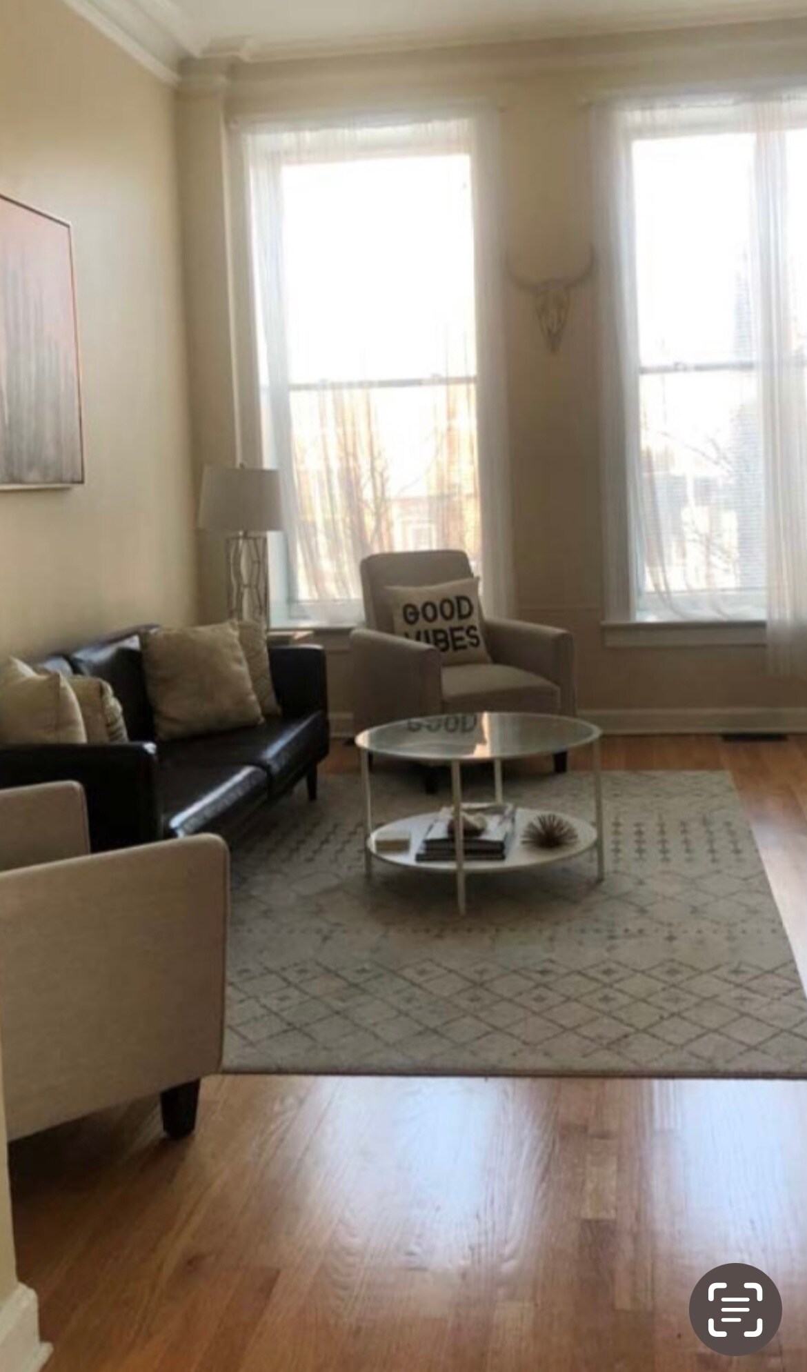 Building Photo - 1255 N Damen Ave