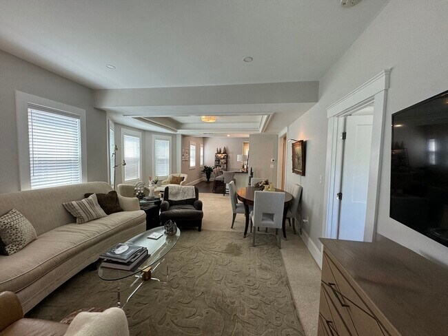 Building Photo - 32 Atherton Rd