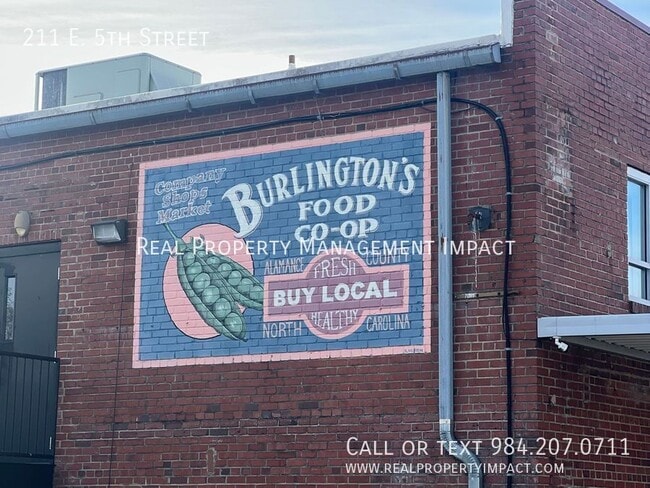 Building Photo - 211 E 5th St