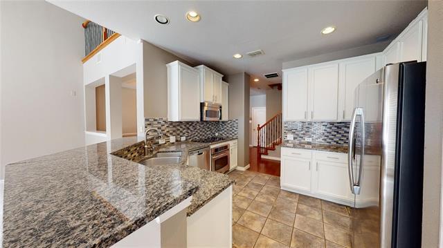 Building Photo - 608 Gray Stone Ln