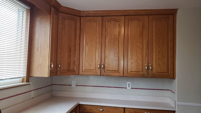 Building Photo - 28833 Groveland St