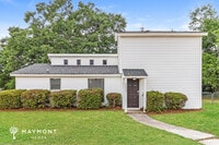 Building Photo - Inviting 3-Bedroom Home