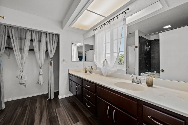 Building Photo - 1298 Rachel Cir