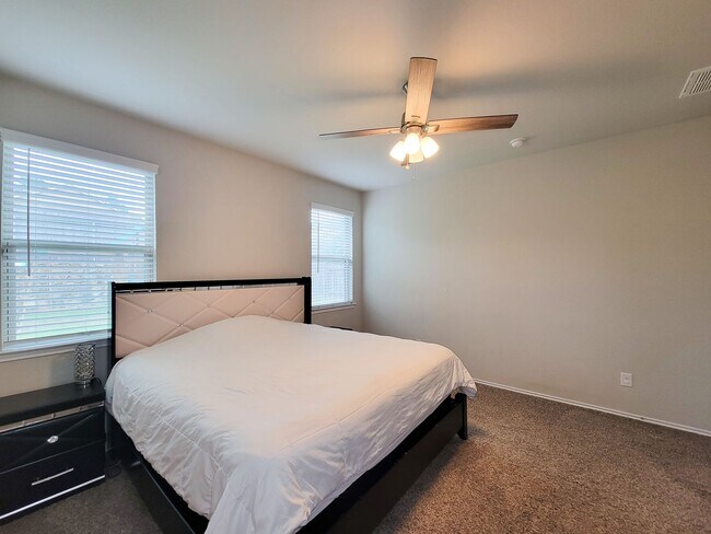 Building Photo - 11432 Green Cay Ln