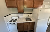 Building Photo - 362 Probasco St