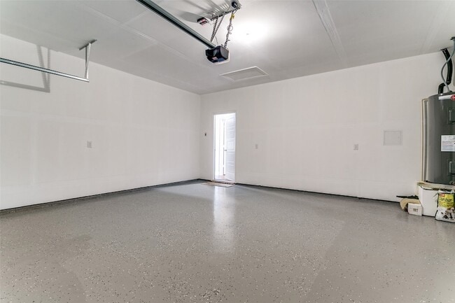Building Photo - 3701 Trillium Dr