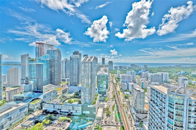 Building Photo - 92 SW 3rd St