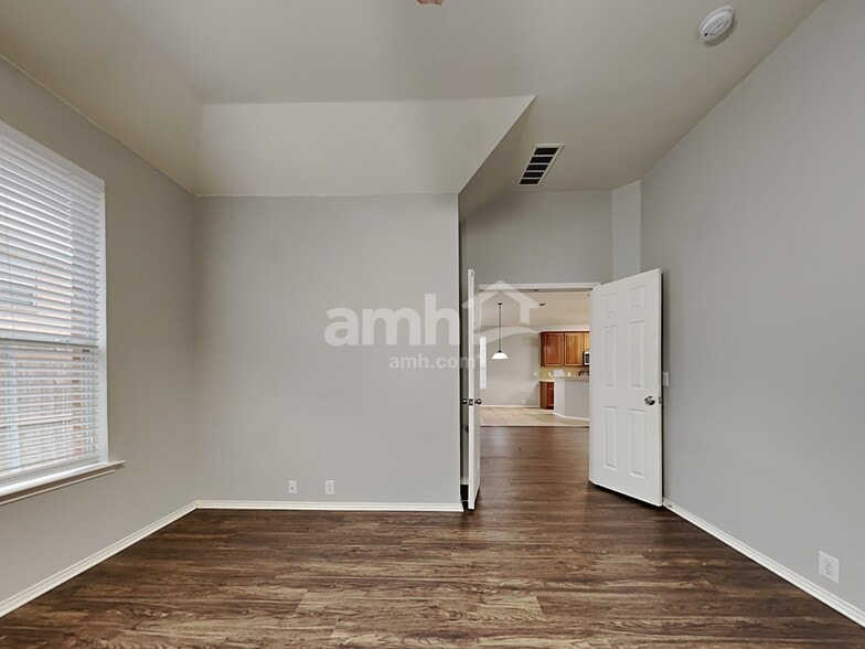 Building Photo - 4616 Keith Dr